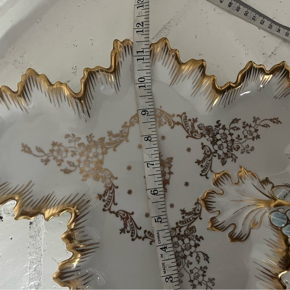 MCM Vintage White RPM Gold Glit Scroll Trimmed Leaf Dish Painted Blue Victorian - Picture 10 of 11